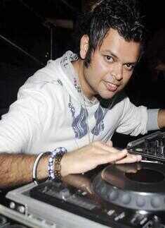 Dj Akhtar's night