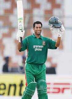 India beat B'desh by 7 wkts