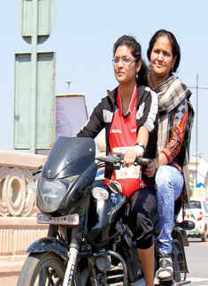 Lucknow babes turn Biker
