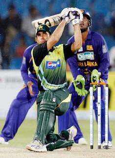 Lanka beat Pak by 64 runs 