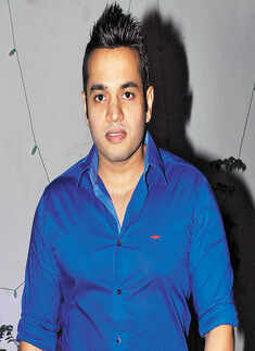 Party by Tausif and Kashif 