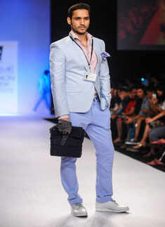 LFW '14 Sanjay Hingu