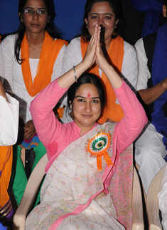 Blend of politics and fun at Tirpude college fest 