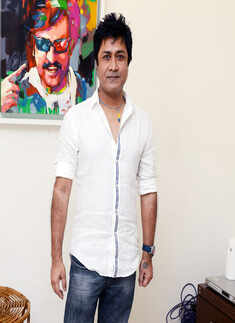 Art exhibition at Vinnyasa Gallery