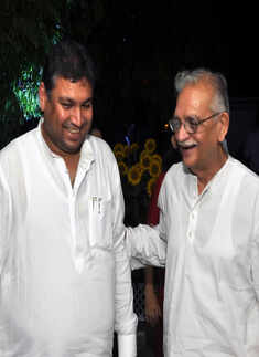 Gulzar at a party