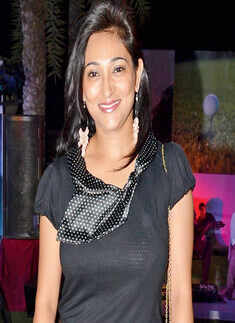 Dinner party in the city