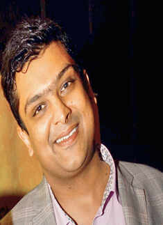 Karisma walks the ramp