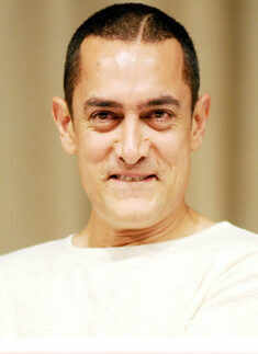 Aamir at award ceremony