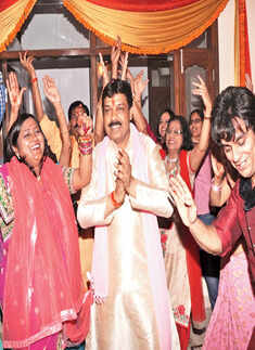 Puneet and Nidhi Gupta's grah pravesh