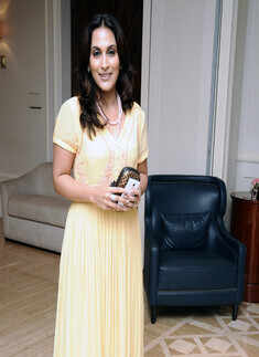 Celebs at a dinner party