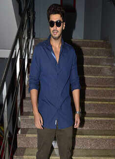 2 States: Spl. Screening