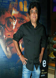 Kya Dilli Kya Lahore: Premiere