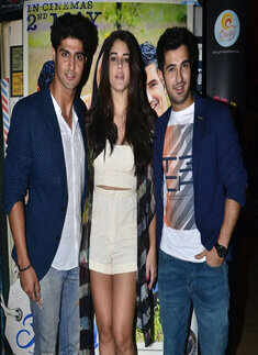 Purani Jeans: Premiere