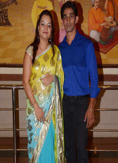 Anup and Smita perform at Nagpur