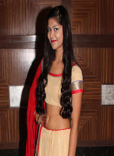 Urmi weds Satyajeet Mittra