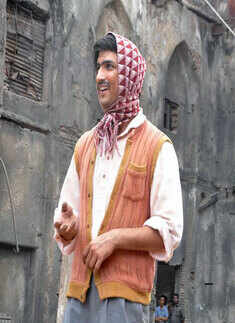 On the sets: Detective Byomkesh Bakshi