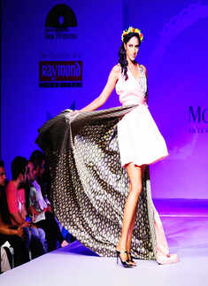 Mod'Art Fashion Show 2014