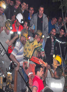 201 dead, many trapped in Turkey coal mine disaster