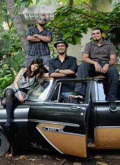 Shruti and band