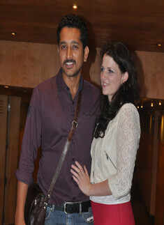 Celebs at Lorai's wrap-up party