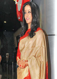 Celebs at Baari Tar Bangla's event 