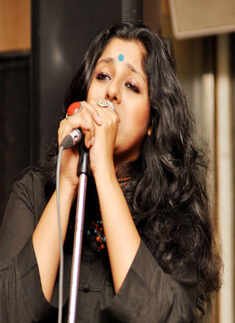 Cascading vocals at Virgose