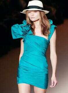 Esteban Cortazar '09