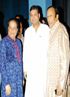 Anup Jalota at a musical event