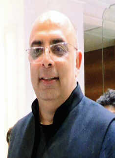 Design class with Tarun Tahiliani