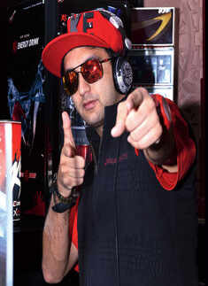 DJ Sumit Sethi @ i-Bar
