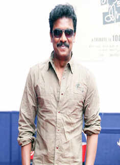 Kadhai Thiraikadhai...' audio launch