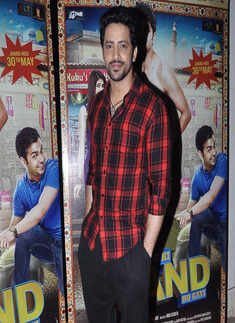 Kuku Mathur Ki...'. Premiere