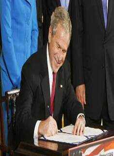Bush signs N-deal bill