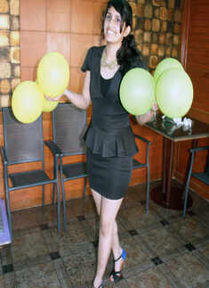 Divyanshu's surprise b'day party