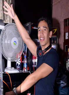 Party peeps at i-Bar