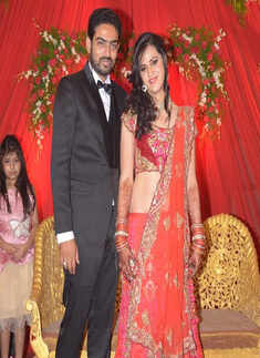 Akash and Khushboo Valeja's wedding reception