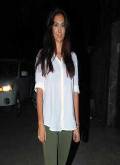 Holiday: Spl. Screening