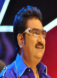 Asha Bhonsle comes to Kolkata