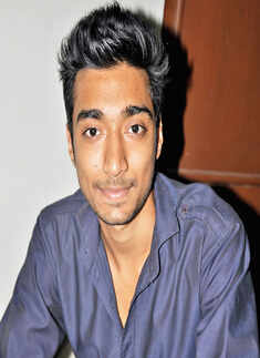 World War staged at DAVV auditorium