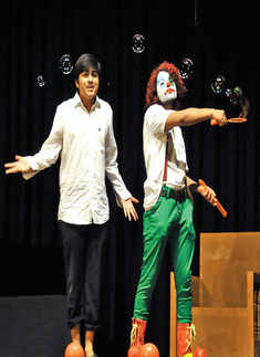 World War staged at DAVV auditorium