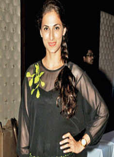 Actors turn pet lovers