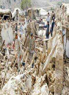 Quake rocks Pak