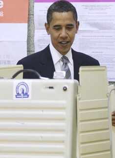 Obama votes in Chicago