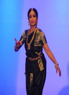 Rajeswari Sainath's dance performance