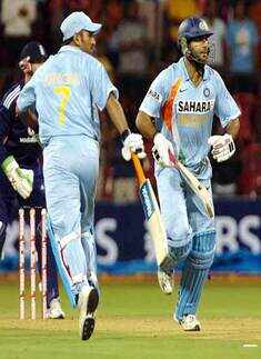 4th ODI: India beat Eng.
