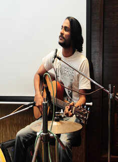 Shuffle Ft Music Night