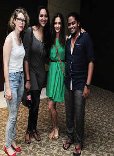 Shuffle Ft Music Night