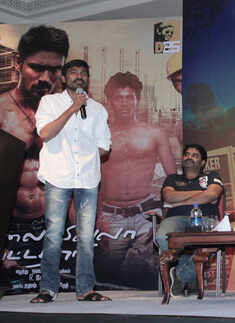 Velaiyilla Pattathari: Press Meet