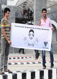 Students perform mime for a cause