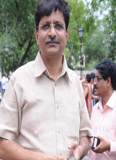 Play: Moruchi Mavshi 